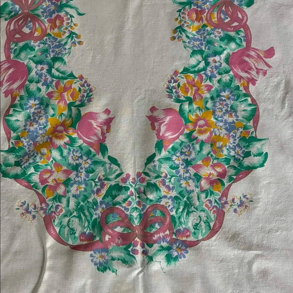 Rectangular Easter/Spring 100% Cotton Tablecloth - Picture 4 of 6